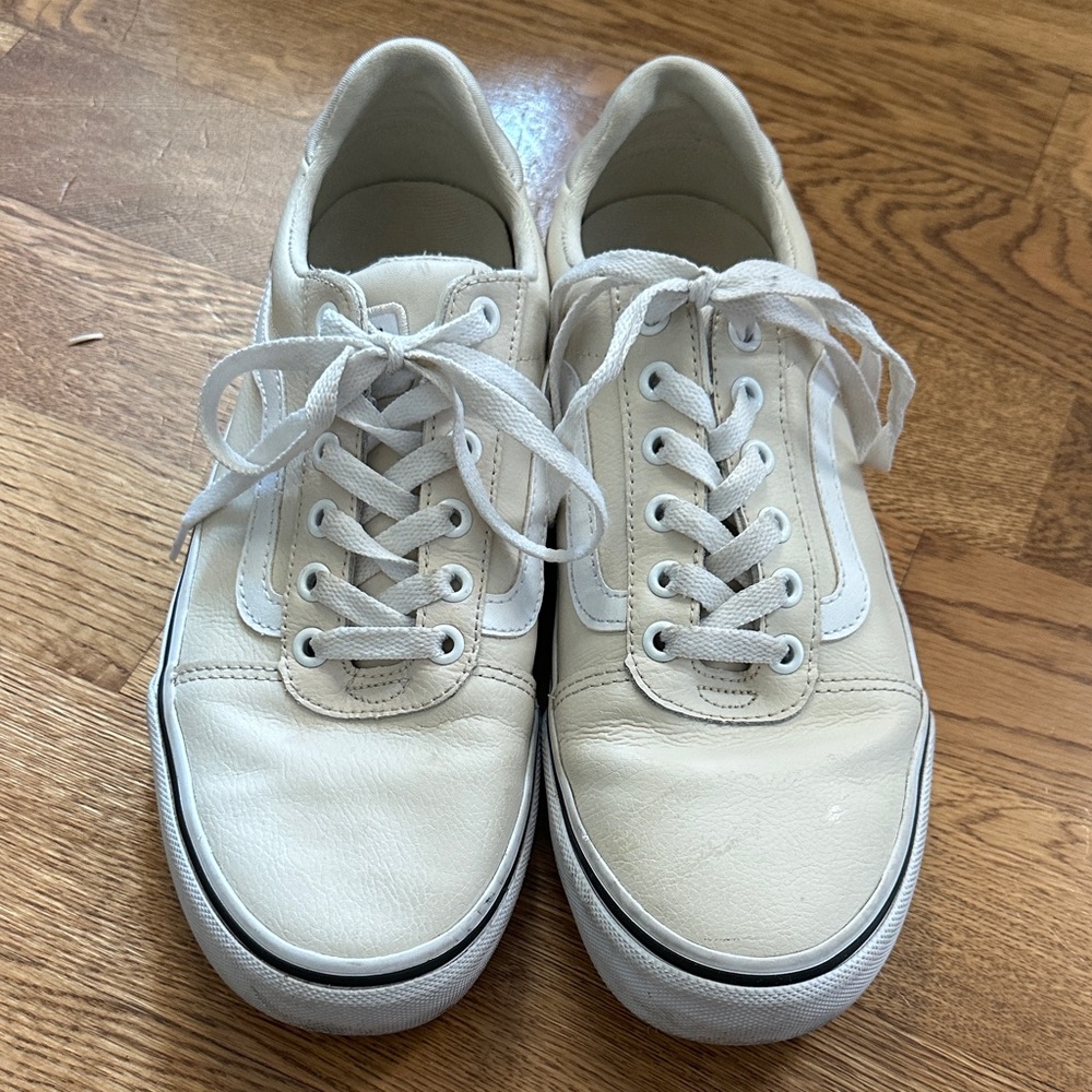 Vans Women's Cream Lace-Up Sneakers